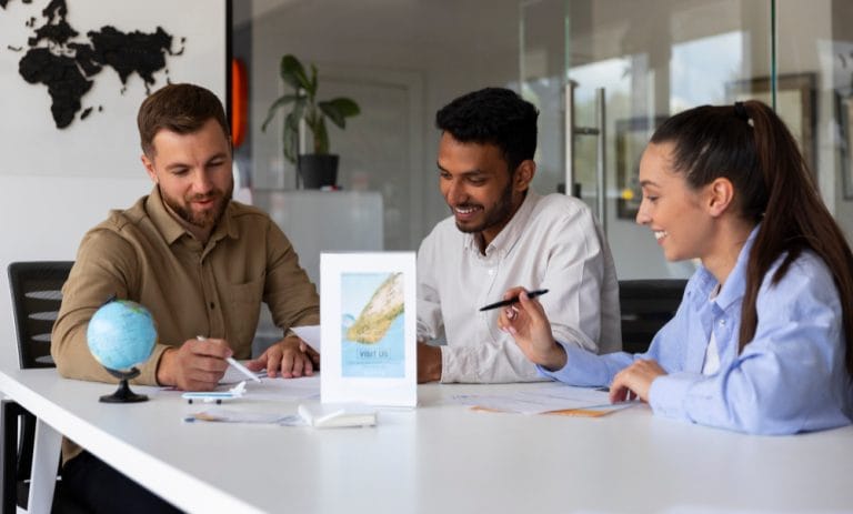 Employer of Record: Simplifying International Workforce Management
